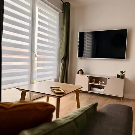Salon Terrasse Bordeaux Tram Netflix *